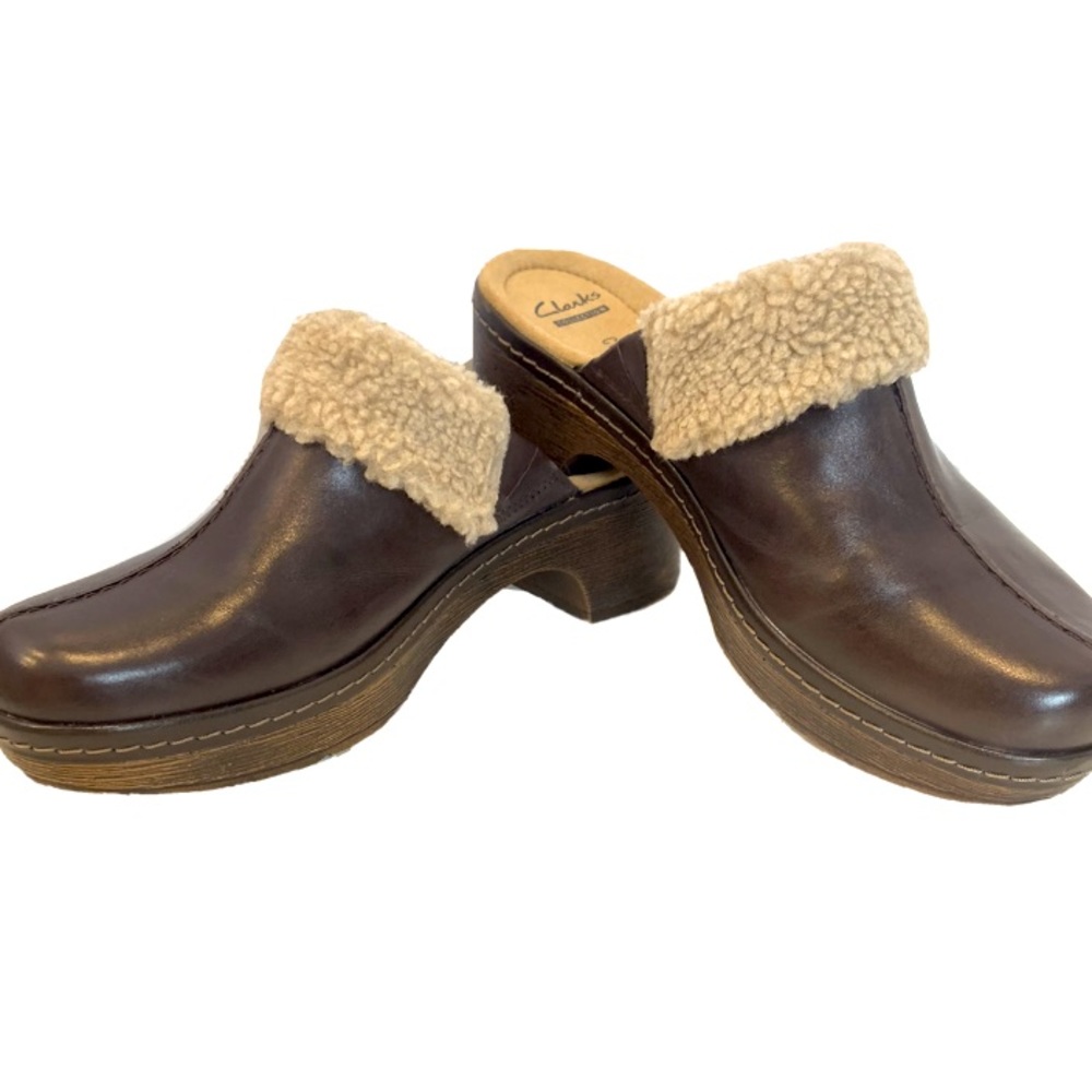 Clarks Soft Cushion Fur  Trim Brown Clogs